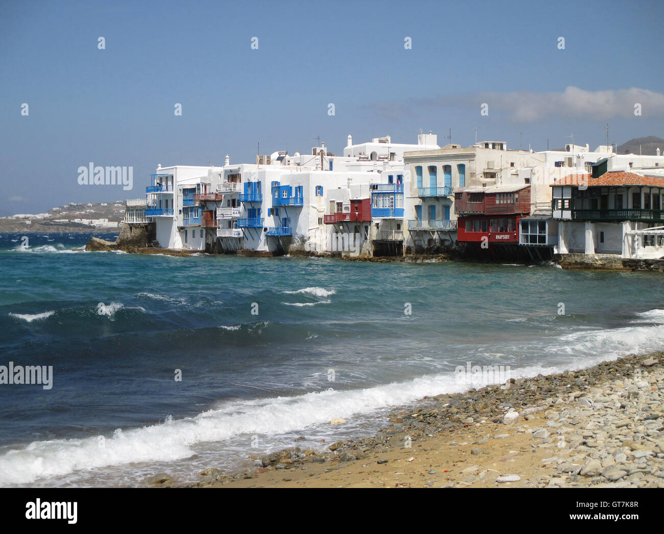 Le célèbre ou Venetia Mikri Petite Venise sur l'île de Mykonos, Grèce Banque D'Images