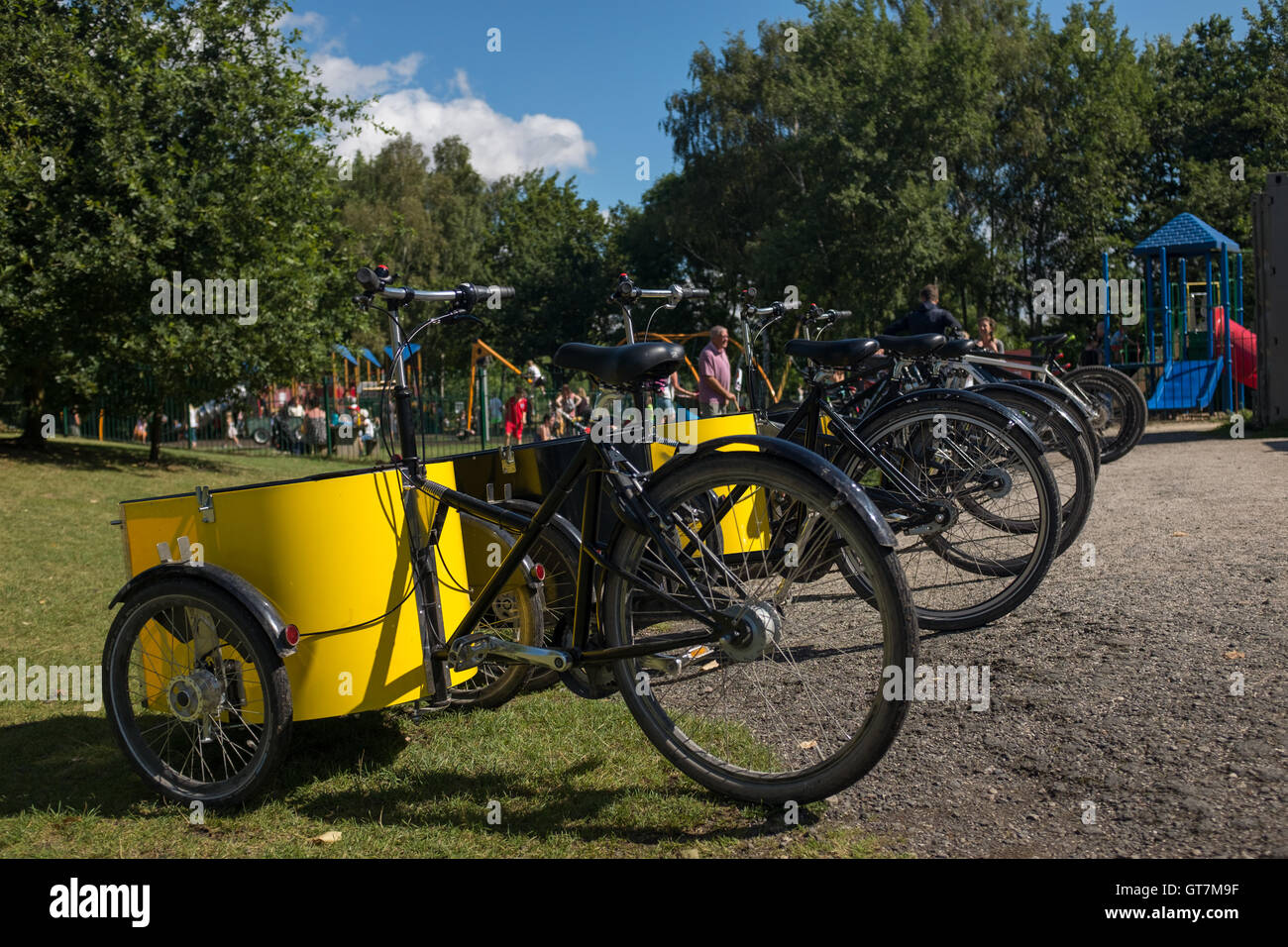 Location de vélos-cargos dans un pays Royaume-uni park Banque D'Images