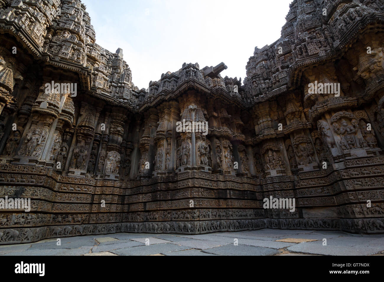 Close up of vesara viendrait du style de culte au temple Chennakesava, Somanathapura, Karnataka, Inde, Asie Banque D'Images