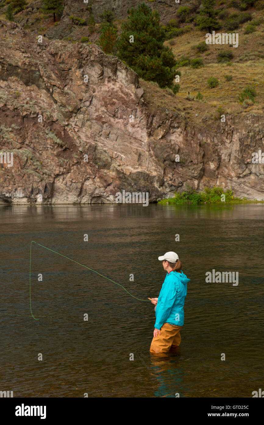 La pêche à la mouche la rivière Missouri, dépit Hills Pêche l'accès Site, Montana Banque D'Images