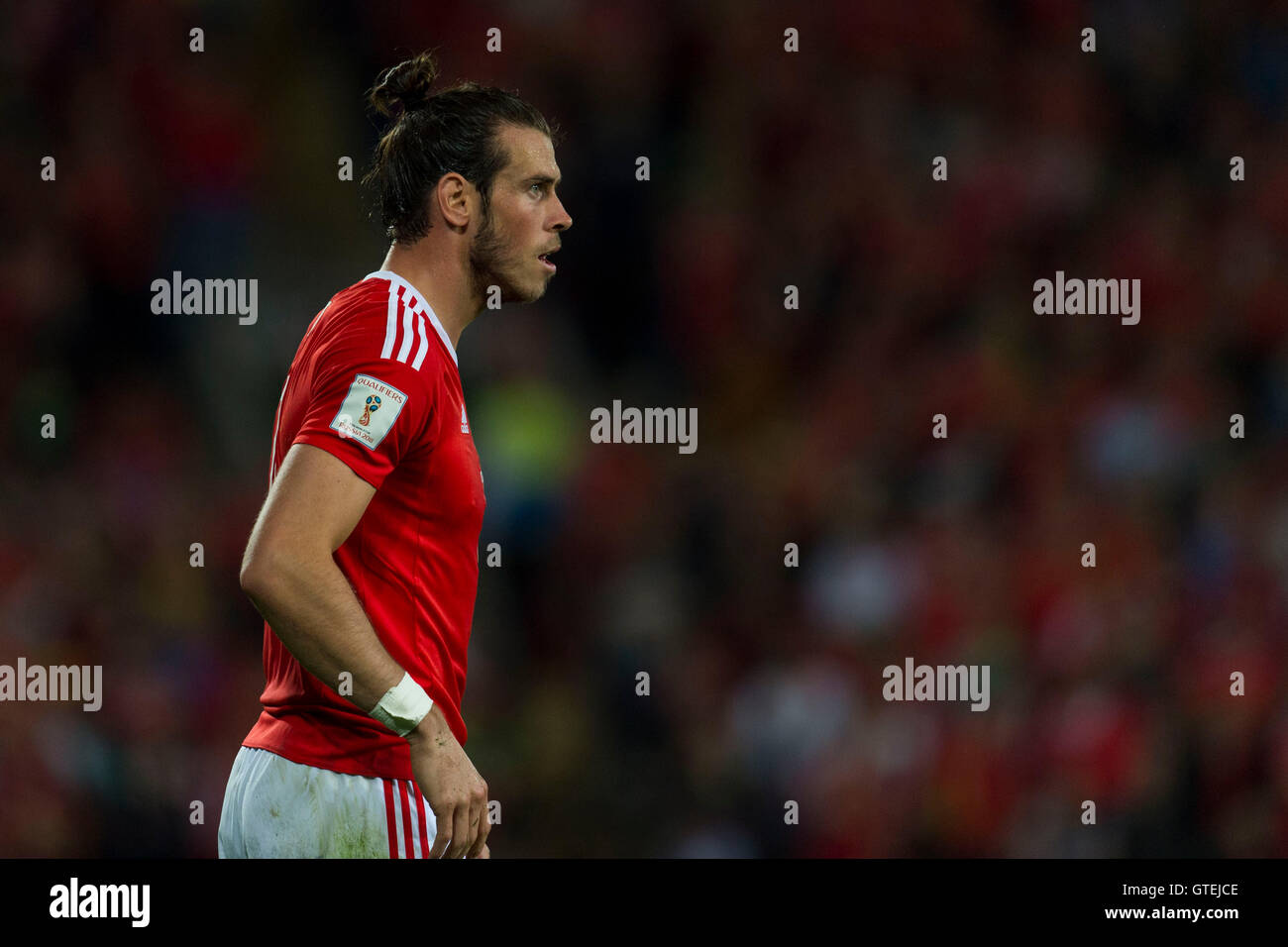 Footballeur gallois Gareth Bale en action pour l'équipe de football du Pays de Galles. Banque D'Images