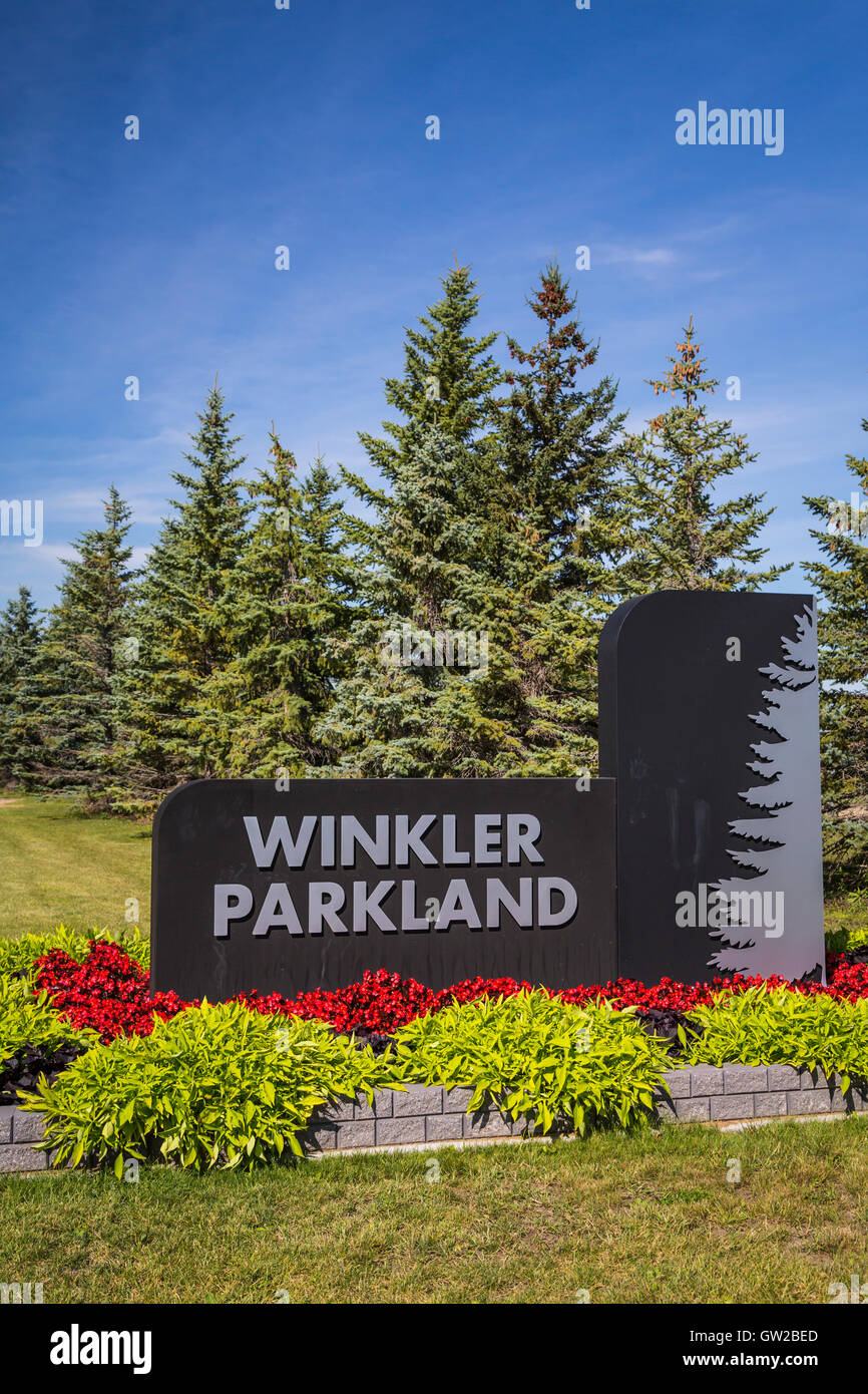 Le Winkler Parklands signer à l'entrée du parc à Winkler, au Manitoba, Canada. Banque D'Images