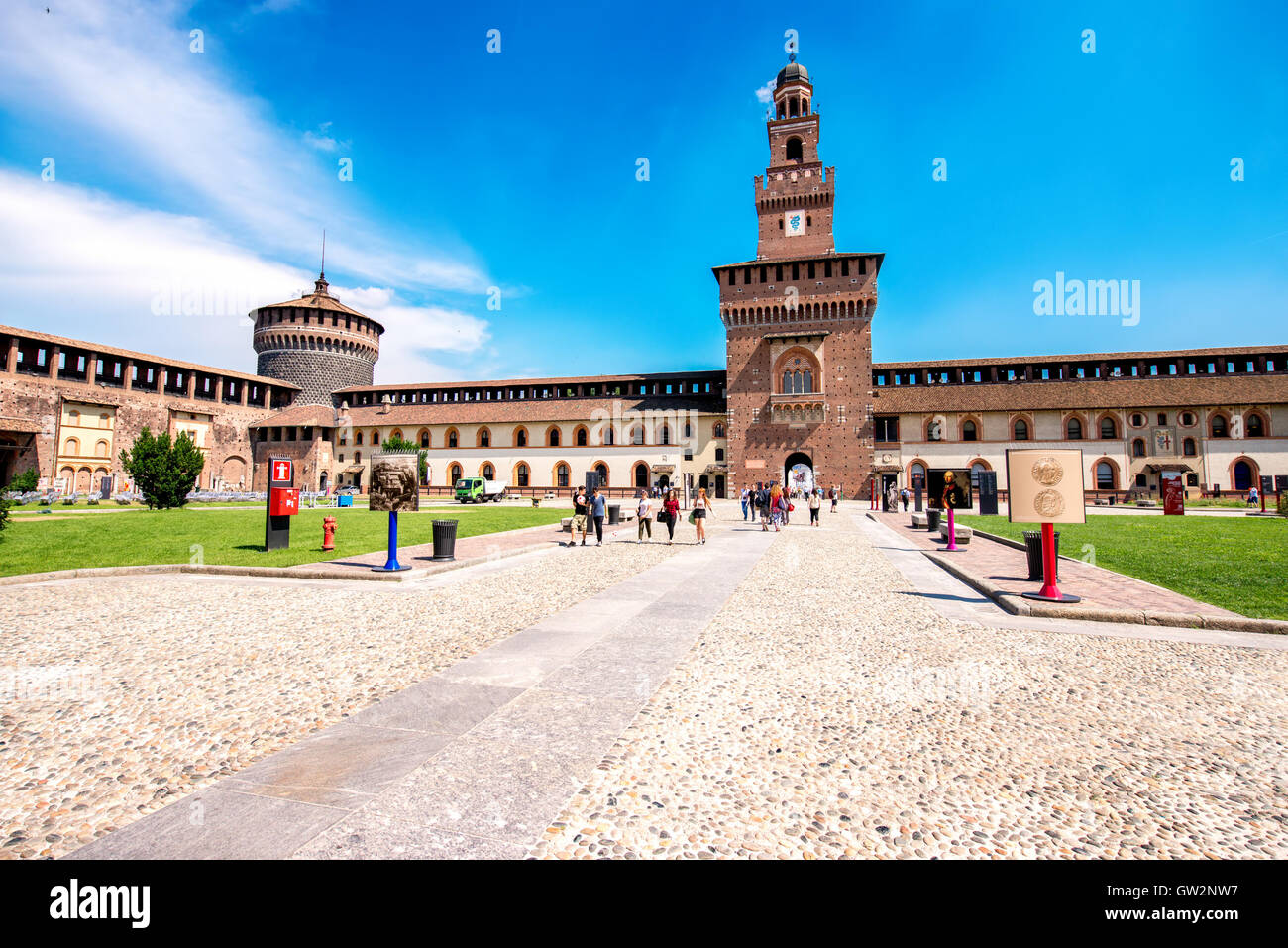 Le château des Sforza à Milan Banque D'Images Le château des Sforza à Milan Banque D'Images