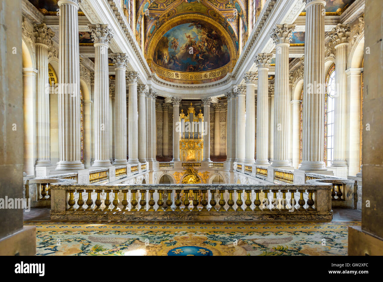 Grande salle de bal dans le Palais de Versailles. Versailles Palace et jardins environnants Banque D'Images
