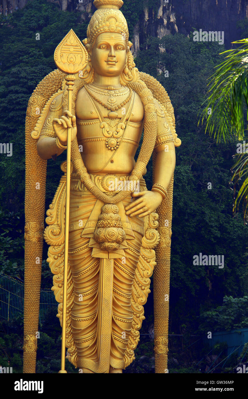 Murugan statue dans les grottes de Batu Malaisie Banque D'Images