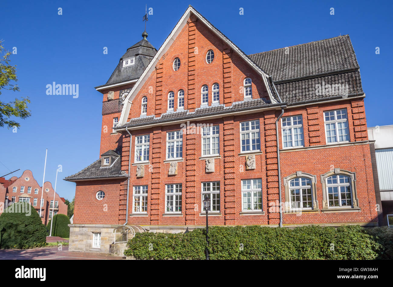 Hôtel de ville historique dans le centre de Papenburg, Allemagne Banque D'Images