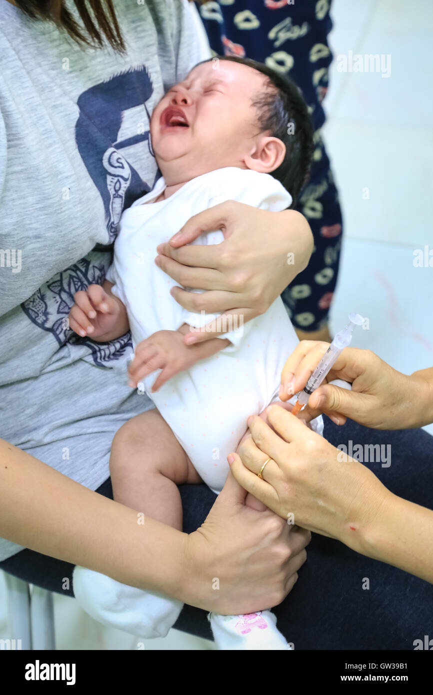 Baby Vaccine Banque D Image Et Photos Alamy