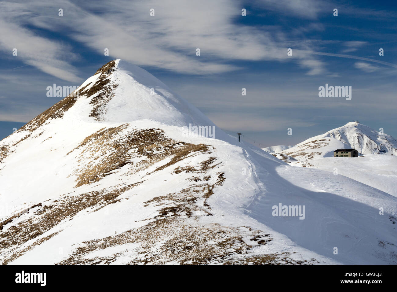 Le mont 'Il Cupolino' en hiver - Corno alle Scale, Appennini Banque D'Images