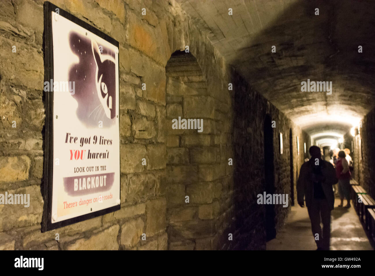 Au cours de la seconde guerre mondiale les passages du château de Cardiff, Pays de Galles, ont été utilisés comme abris. Des règles appliquées au cours de raids aériens. Banque D'Images