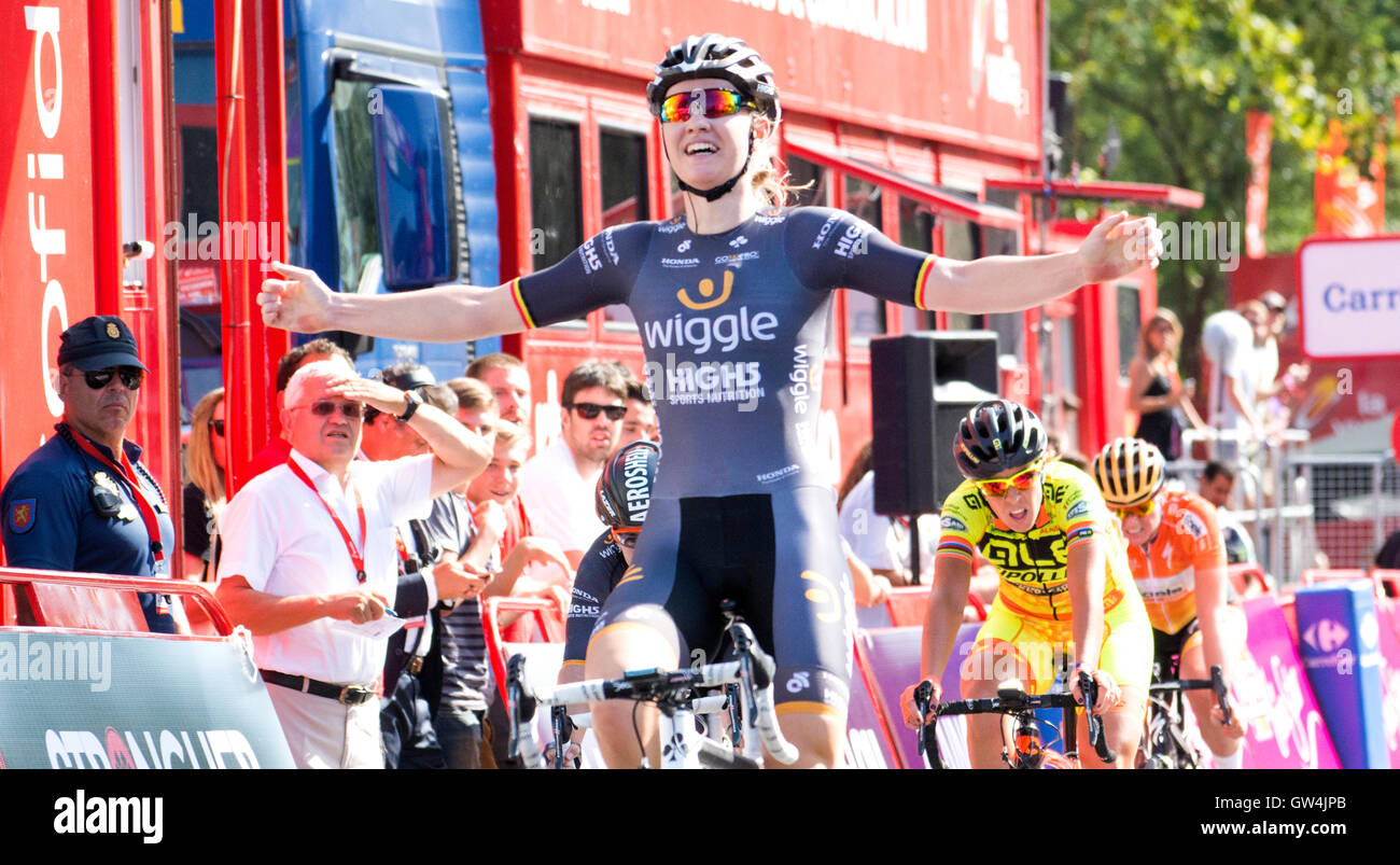 Madrid, Espagne. 11 Septembre, 2016. Mia Radotic (High5) gagne la course d'une journée de la femme de l'UCI World Tour 'Madrid Challenge" le 11 septembre 2016 à Madrid, Espagne. Crédit : David Gato/Alamy Live News Banque D'Images