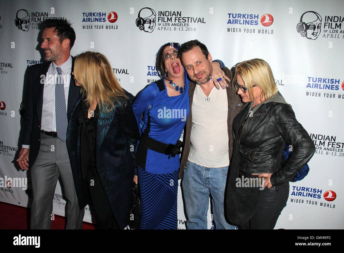 HOLLYWOOD, CA - 08 avril : David Arquette, Rosanna Arquette, Alexis Arquette, Richmond Arquette, Patricia Arquette à l'Indian Film Festival Premiere de 'vieux', Hollywood, Arclight, 08 avril 2014. Credit : Janice Ogata/MediaPunch Banque D'Images