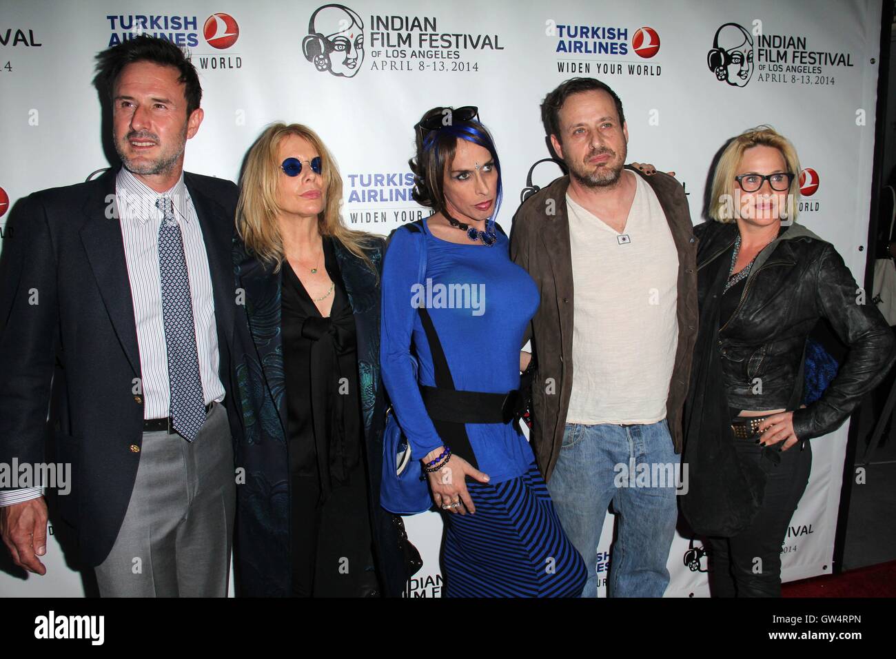 HOLLYWOOD, CA - 08 avril : David Arquette, Rosanna Arquette, Alexis Arquette, Richmond Arquette, Patricia Arquette à l'Indian Film Festival Premiere de 'vieux', Hollywood, Arclight, 08 avril 2014. Credit : Janice Ogata/MediaPunch Banque D'Images