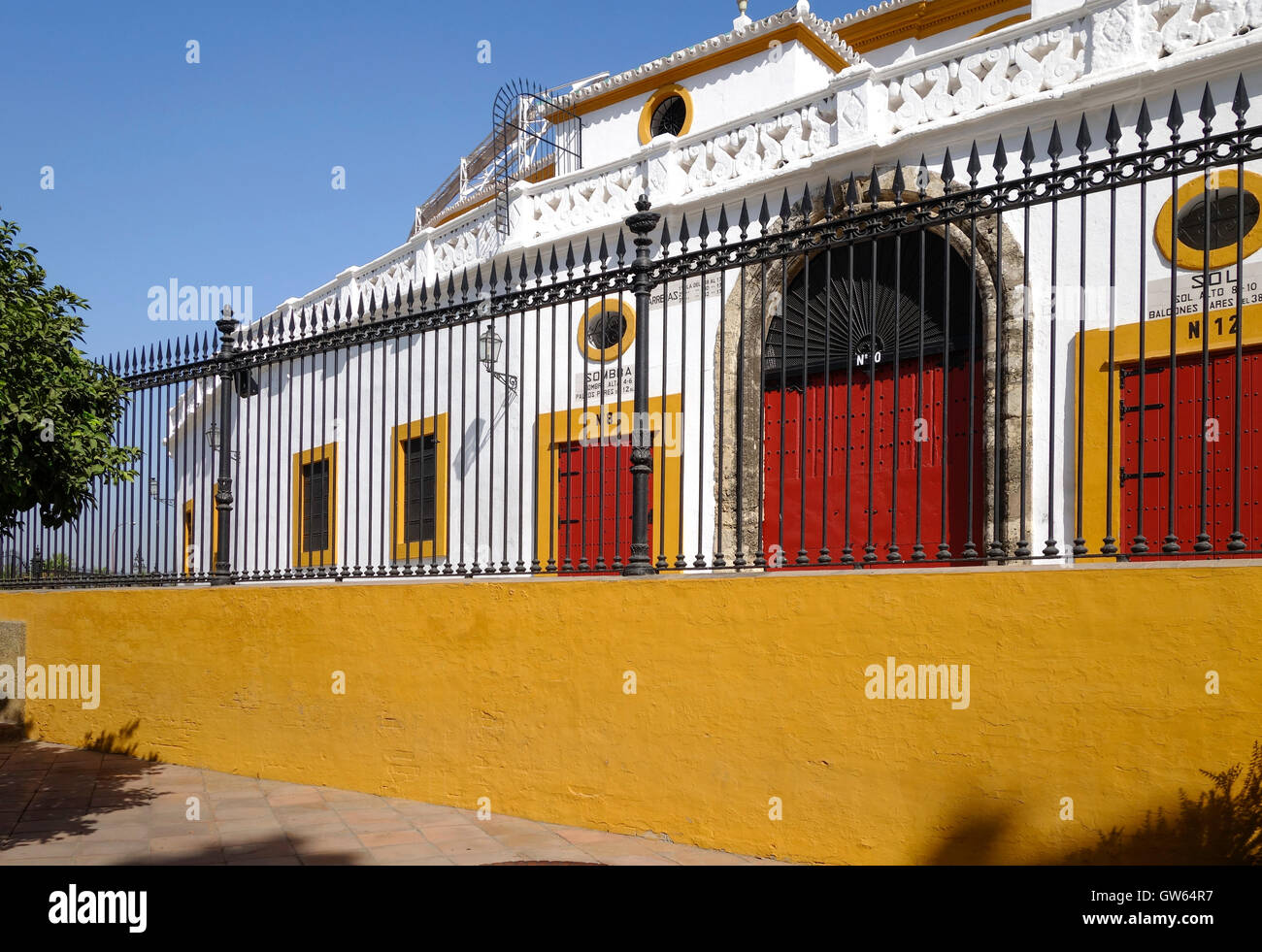 Extérieur de la Maestranza à Séville, Andalousie, espagne. Banque D'Images