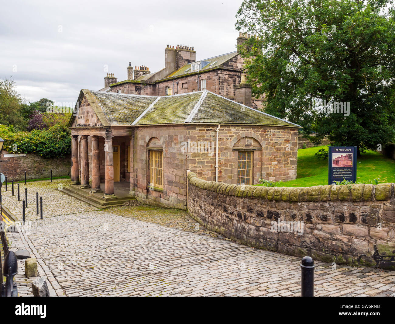 La protection principale de garde du 18ème siècle à Berwick-on-Tweed, est déplacé à l'emplacement actuel de la rue du Palais en 1815, maintenant un musée Banque D'Images La protection principale de garde du 18ème siècle à Berwick-on-Tweed, est déplacé à l'emplacement actuel de la rue du Palais en 1815, maintenant un musée Banque D'Images