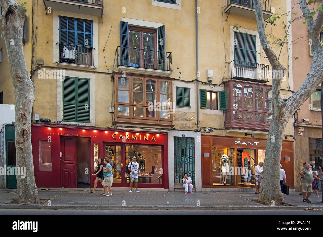 Carmina et par des boutiques de mode dans les rues de la ville sur une journée ensoleillée le 29 août 2016 à Palma, Majorque, Espagne. Banque D'Images