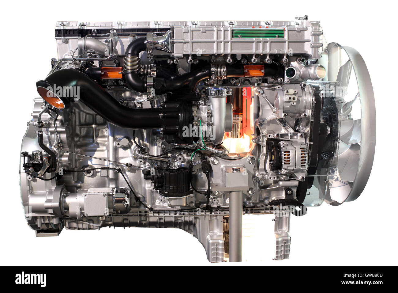 Le moteur diesel de camion isolated on white Banque D'Images