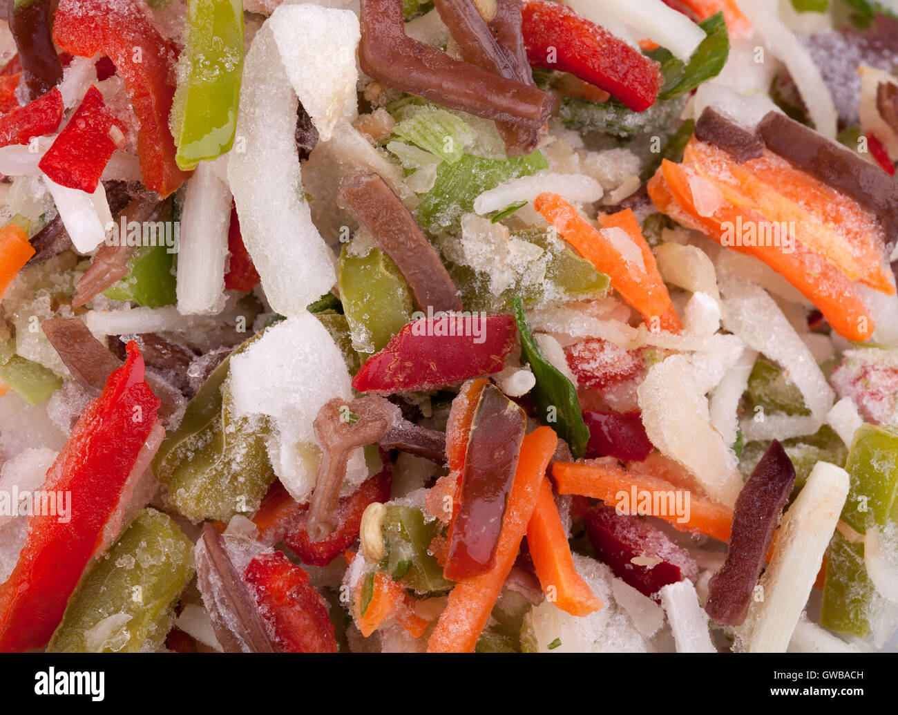 Mélange de légumes chinois congelés avec bandes de champignons champignon  noir close up Photo Stock - Alamy