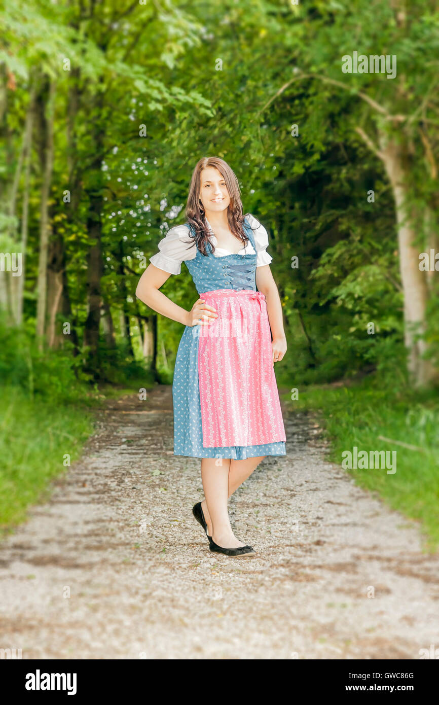 Robe Coton Facile Entretien Dirndl 2025 Robe Midi Rétro Traditionnelle Pour Fille Cosplay Dirndl Fête De La Bière