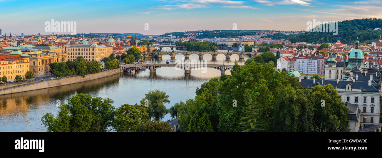 Panorama Prague city skyline Banque D'Images