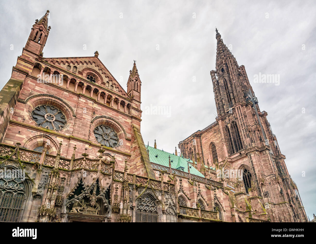Strasbourg, La Cathédrale Notre Dame. Alsace, France, Europe. Banque D'Images