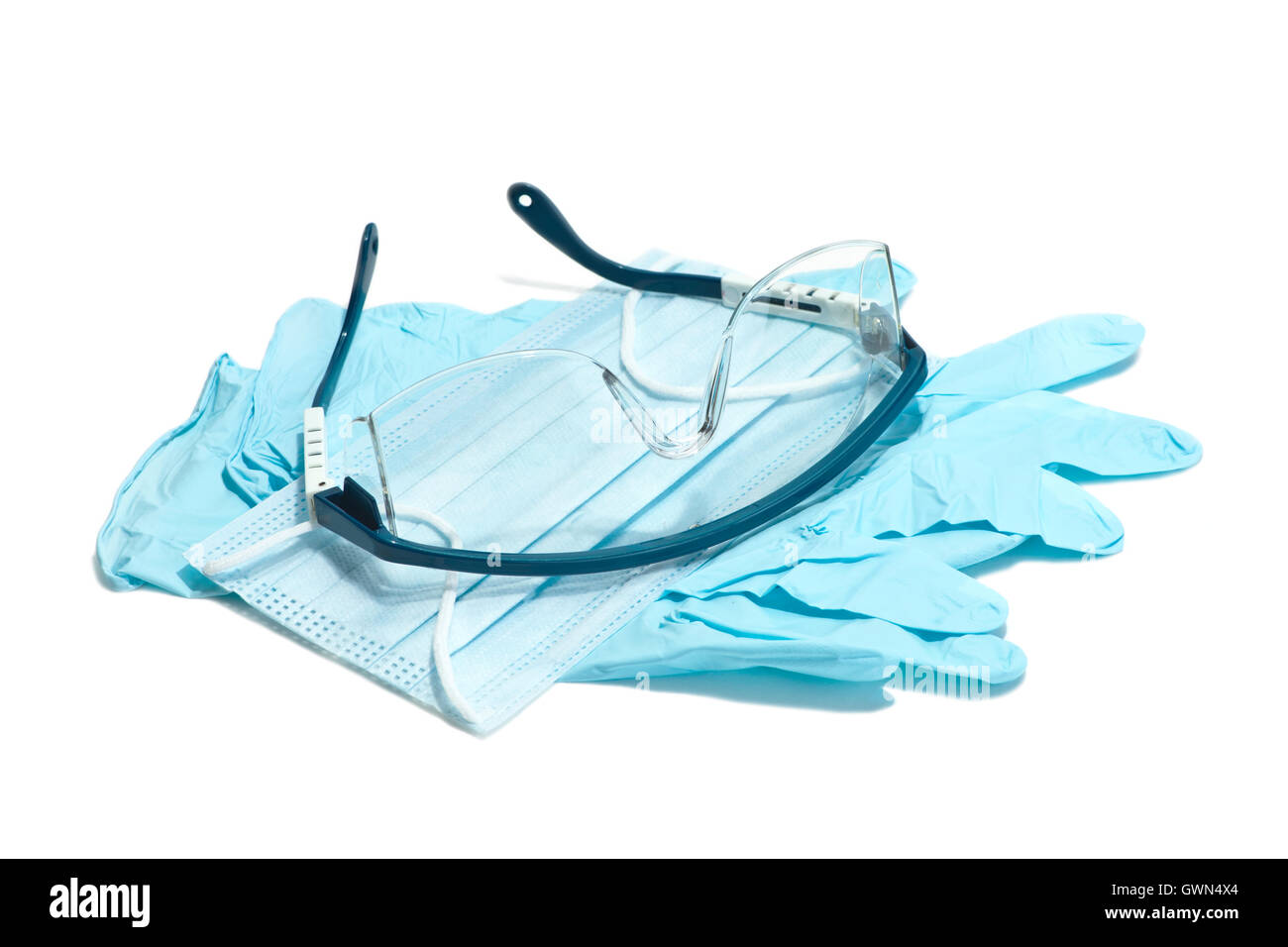 Gants, masque, lunettes de sécurité et pour une utilisation au cours de procédures médicales. Banque D'Images