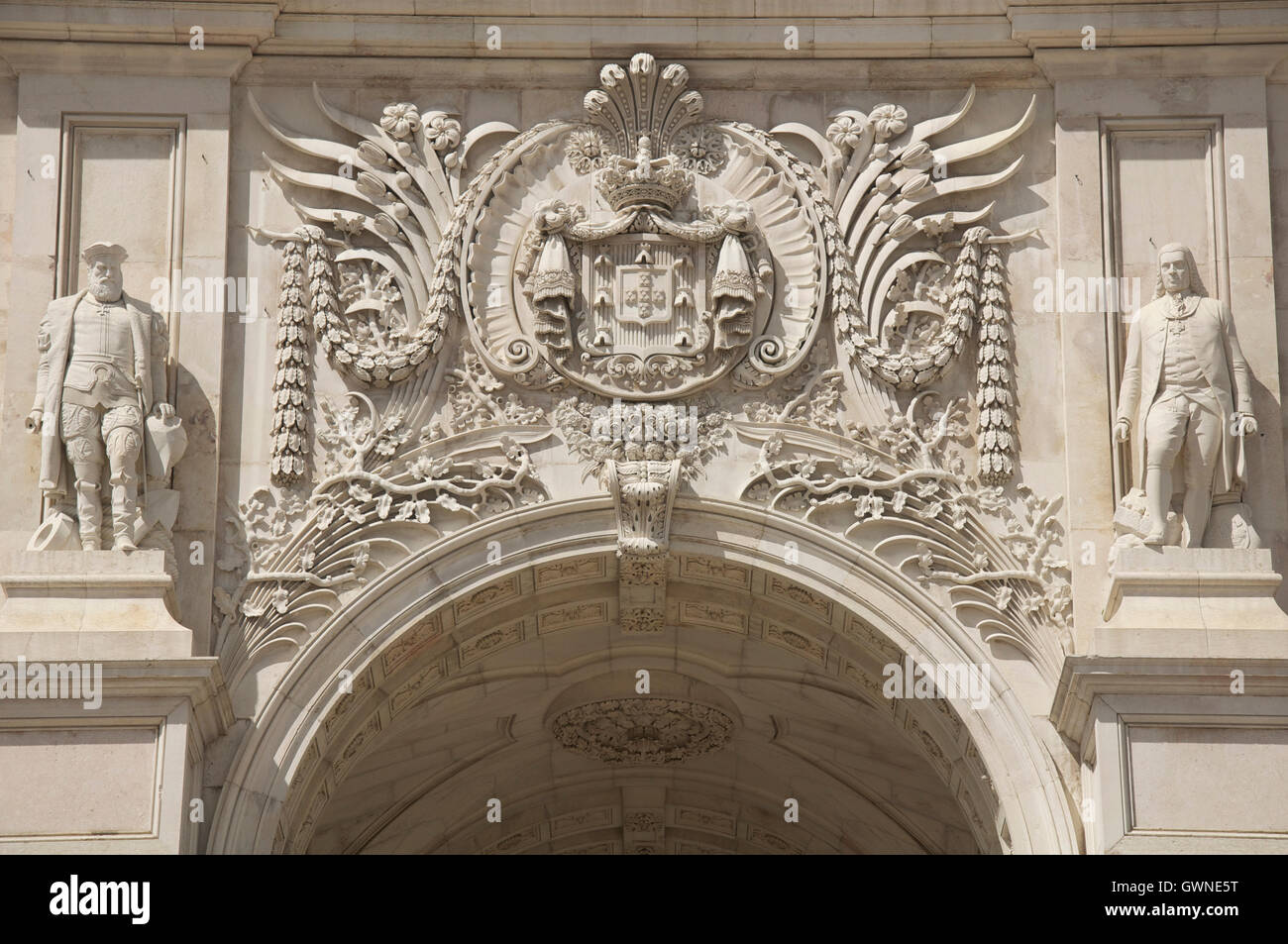 d-tail-de-l-arco-da-rua-augusta-un-arc-de-triomphe-sur-la-pra-a-do