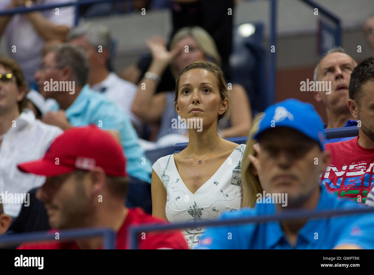 Novak Djokovic (SRB) épouse Jelena regarde l'US Open 2016 finale chez les hommes Banque D'Images
