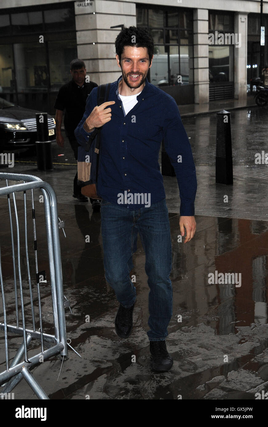Colin Morgan à la BBC Radio 1 studios avec : Colin Morgan Où : London, Royaume-Uni Quand : 20 Oct 2016 Banque D'Images