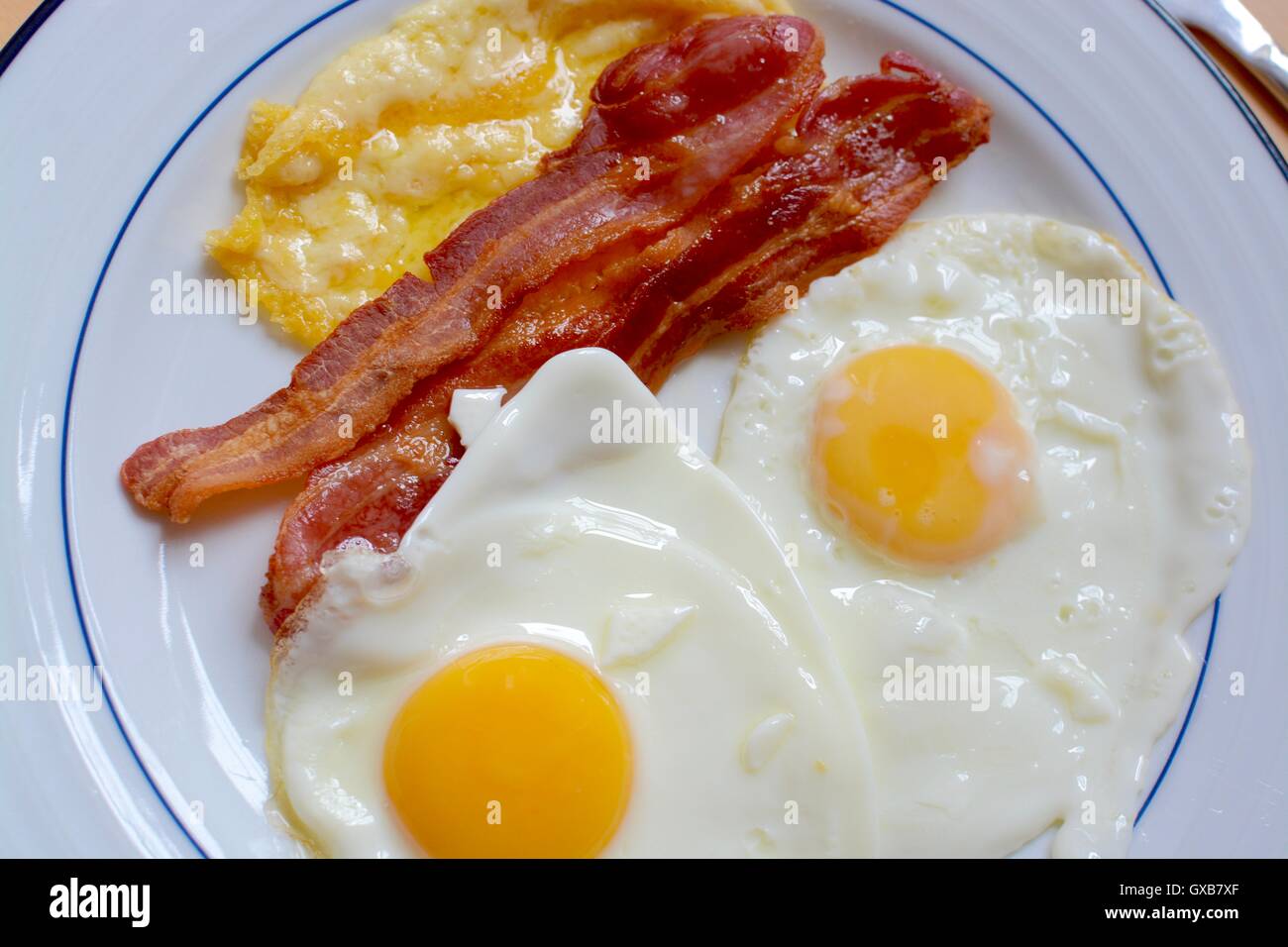 Petit-déjeuner de bacon et œuf Banque D'Images