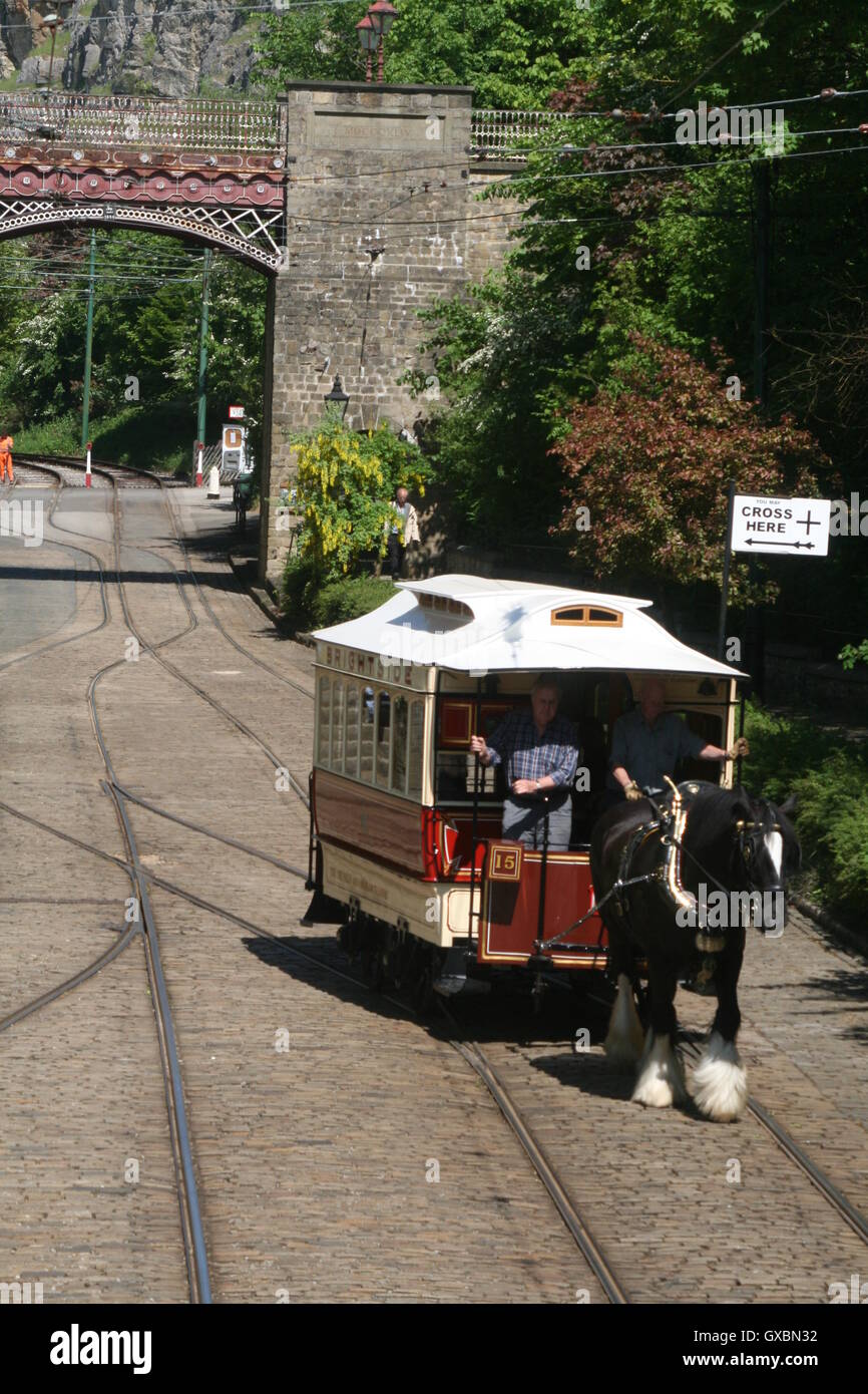 Les Infirmières de l'arrêt de tramway à chevaux 15 anciennement propriété de Sheffield Corporation tramways à Crich Tramway Village, Derbyshire. Banque D'Images