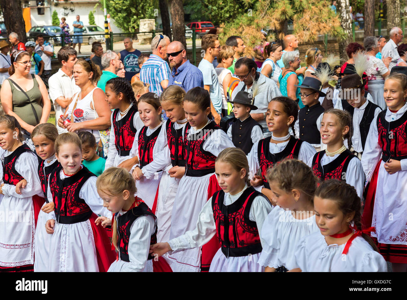 Défilé de la récolte traditionnelle hongroise le 11 septembre 2016 dans le village de Badacsony Hongrie. Banque D'Images