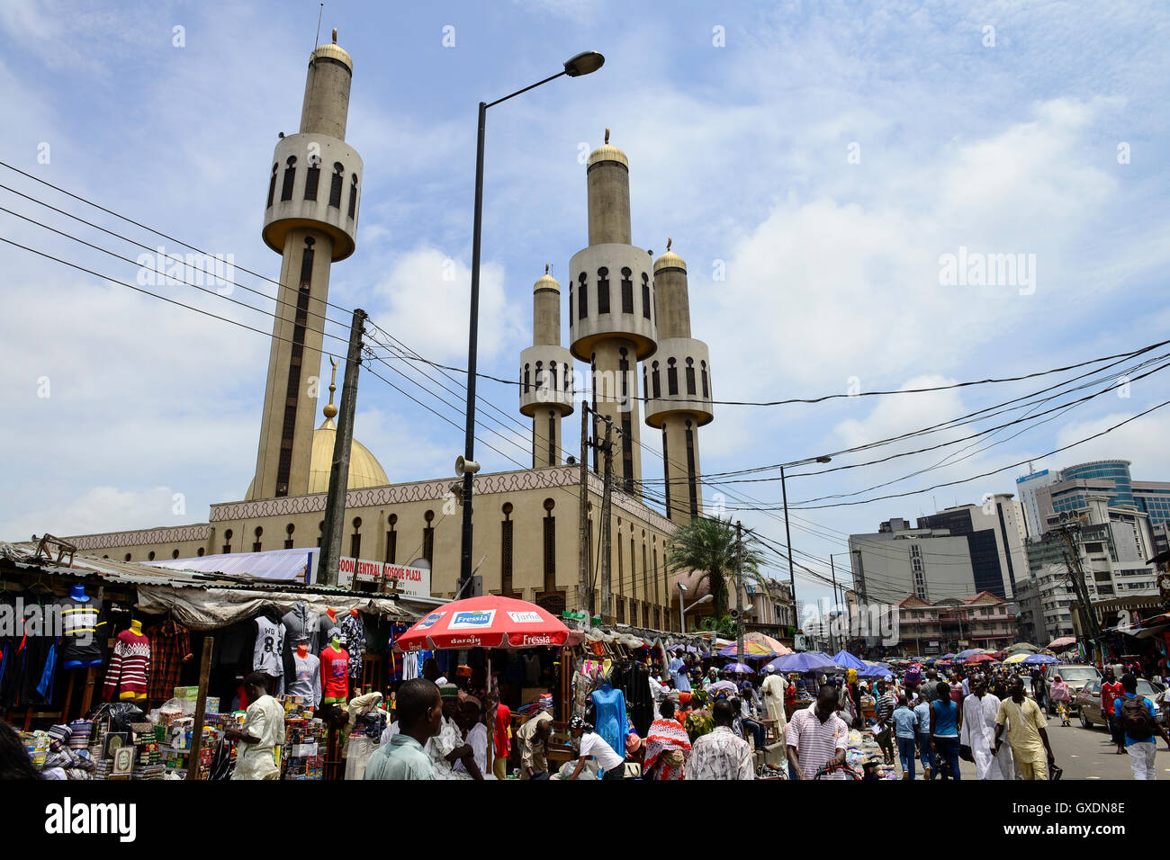 Le Nigeria, Lagos, la ville et la mosquée centrale de Market Street Banque D'Images