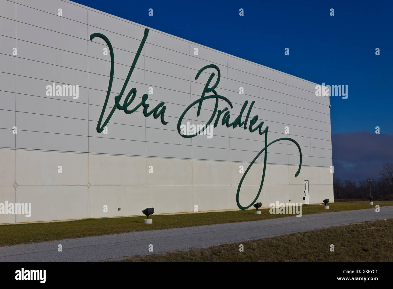 Ft. Wayne, DANS - Circa Décembre 2015 : Vera Bradley Siège Mondial et le centre de design III Banque D'Images