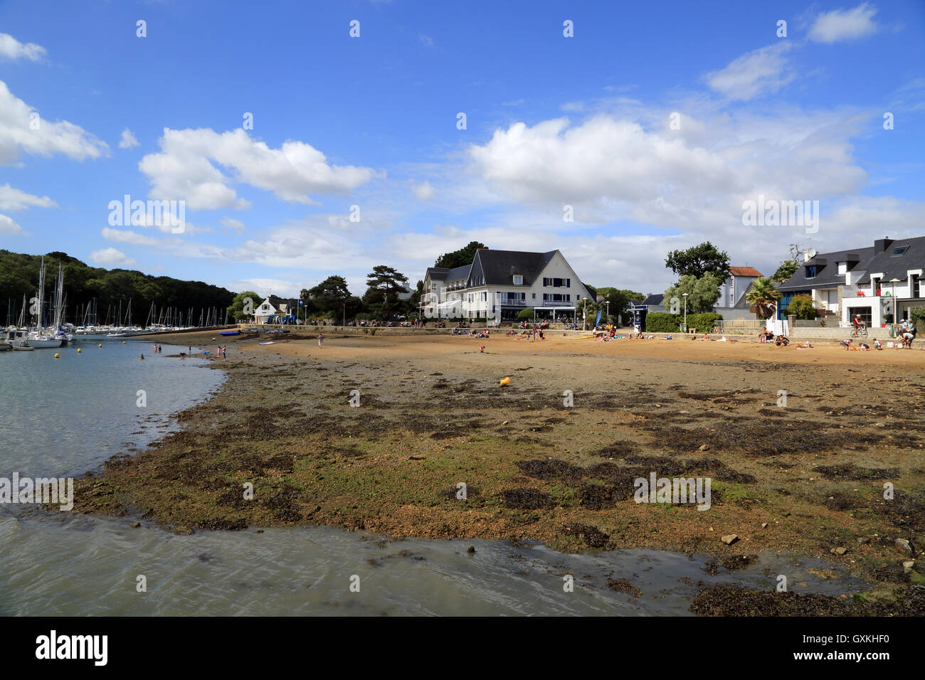 Plage De Conleau Et Best Western Hotel Presquîle De