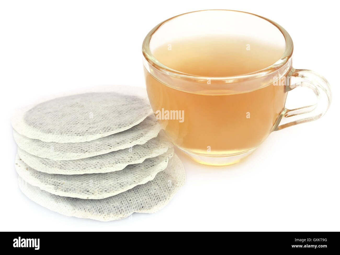 Sachet de thé vert avec over white background Banque D'Images