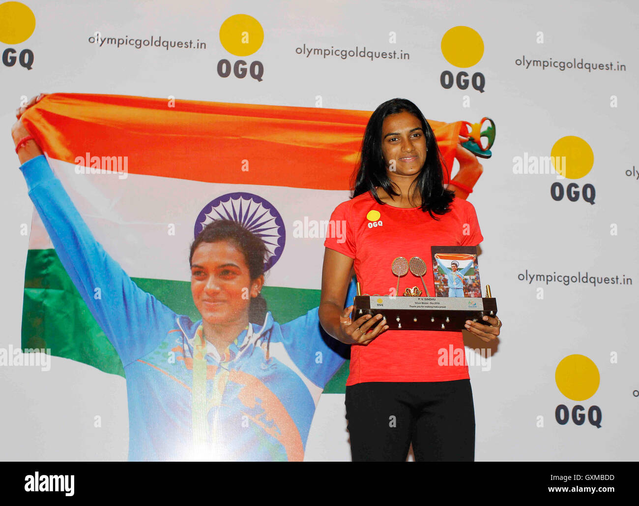 Joueur de badminton aux Jeux olympiques indiens Rio argent medallisat P V Sindhu félicitation d'or aux Jeux Olympiques organisés fonction Quest Mumbai Banque D'Images