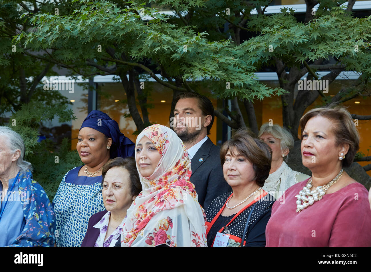 New York, États-Unis. 16 Sep, 2016. US : la cloche de la paix des Nations Unies, cérémonie organisée à l'occasion du 35e anniversaire de la Journée internationale de la paix (21 septembre) Discours prononcé par le Secrétaire général les participants comprennent : - Messagers de la paix des Nations unies : Leonardo DiCaprio, Michael Douglas, Jane Goodall, Midori, Stevie Wonder - Prix Nobel : Leymah Gbowee, Tawakul Karman, Shirin Ebadi, lauréate du prix de l'enseignant - Global : Hanan al Hroub Crédit : Mark Sullivan/Alamy Live News Banque D'Images