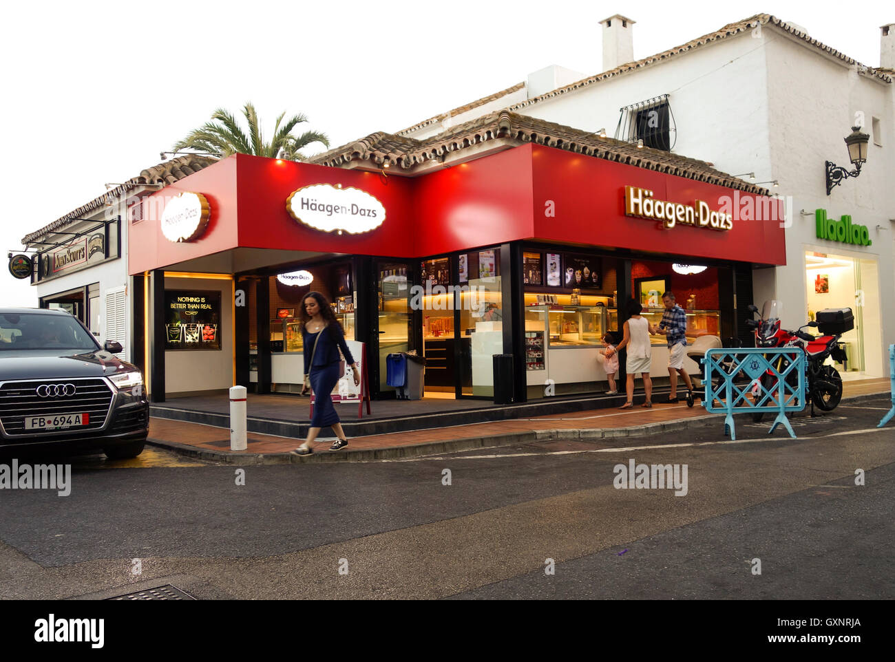 Haagen Dazs Ice cream shop store à Puerto Banus, Marbella, Espagne. Banque D'Images