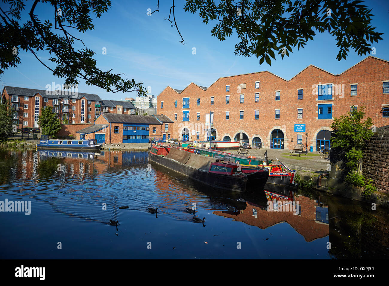 Portland basin canal cheminée bateaux Ashton-under-Lyne Dukinfield Junction Canal Forêt pic étroit canal Ashton Huddersfield Banque D'Images