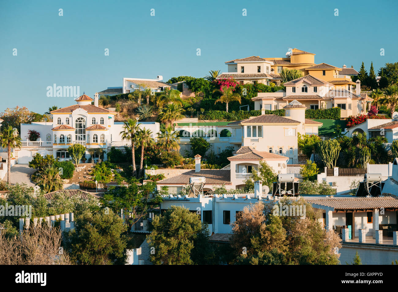 Dans Mijas Malaga, Andalousie, espagne. La Ville d'été. Le village aux maisons blanchies à la chaux Banque D'Images