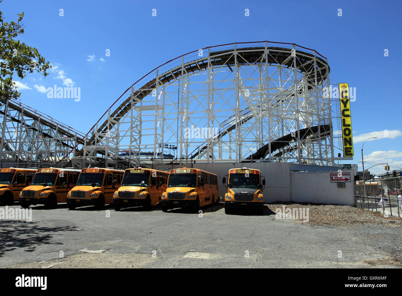 La célèbre Coaster Cyclone Coney Island Brooklyn New York City Banque D'Images