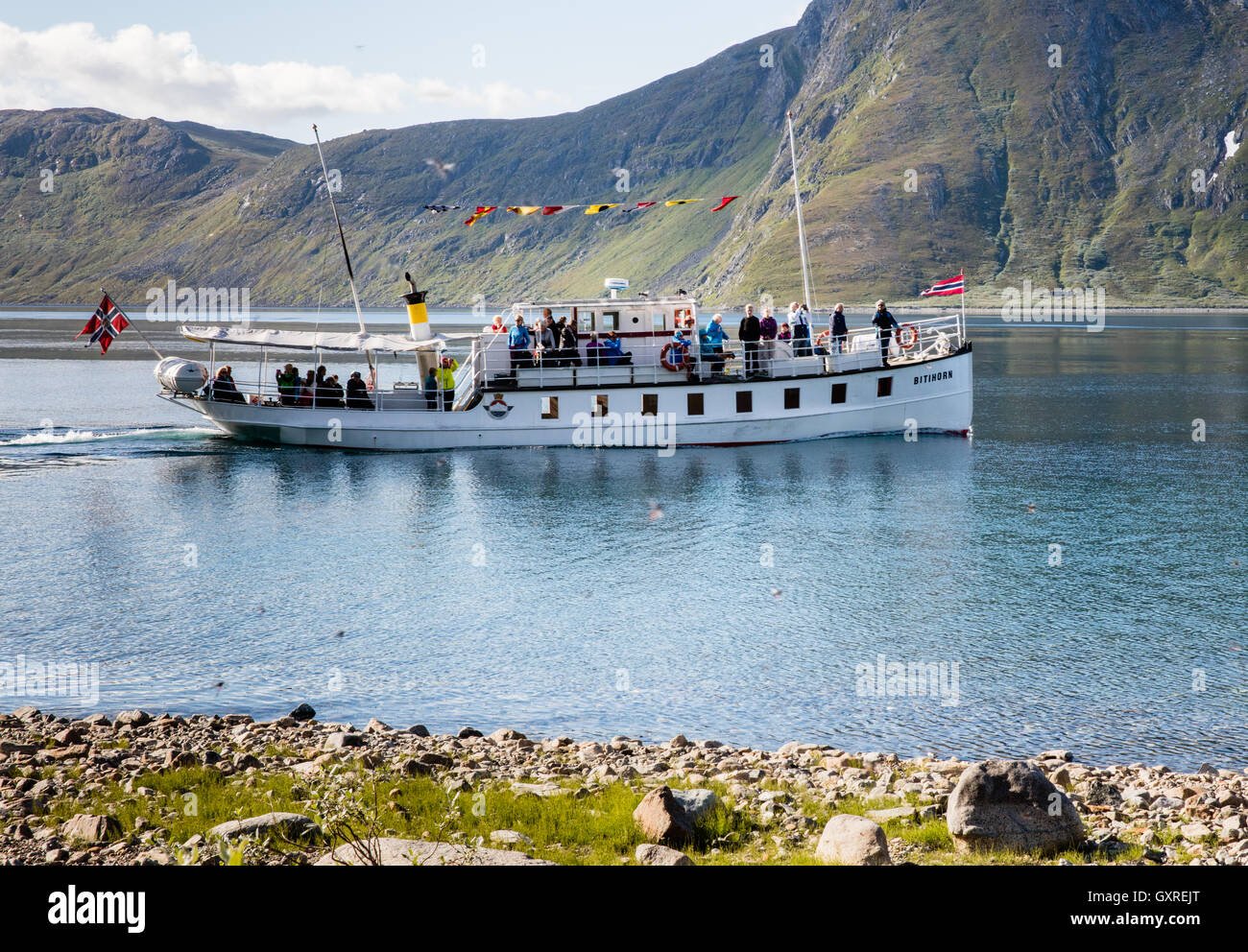 Le traversier de Torfinnsbu Bitihorn de mettre les voiles sur le lac Bygdin dans le parc national de Jotunheimen Norvège Banque D'Images