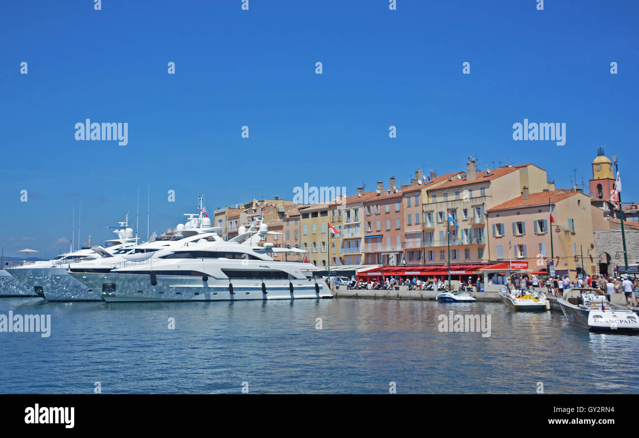 Le port de Saint Tropez Var France Banque D'Images Le port de Saint Tropez Var France Banque D'Images
