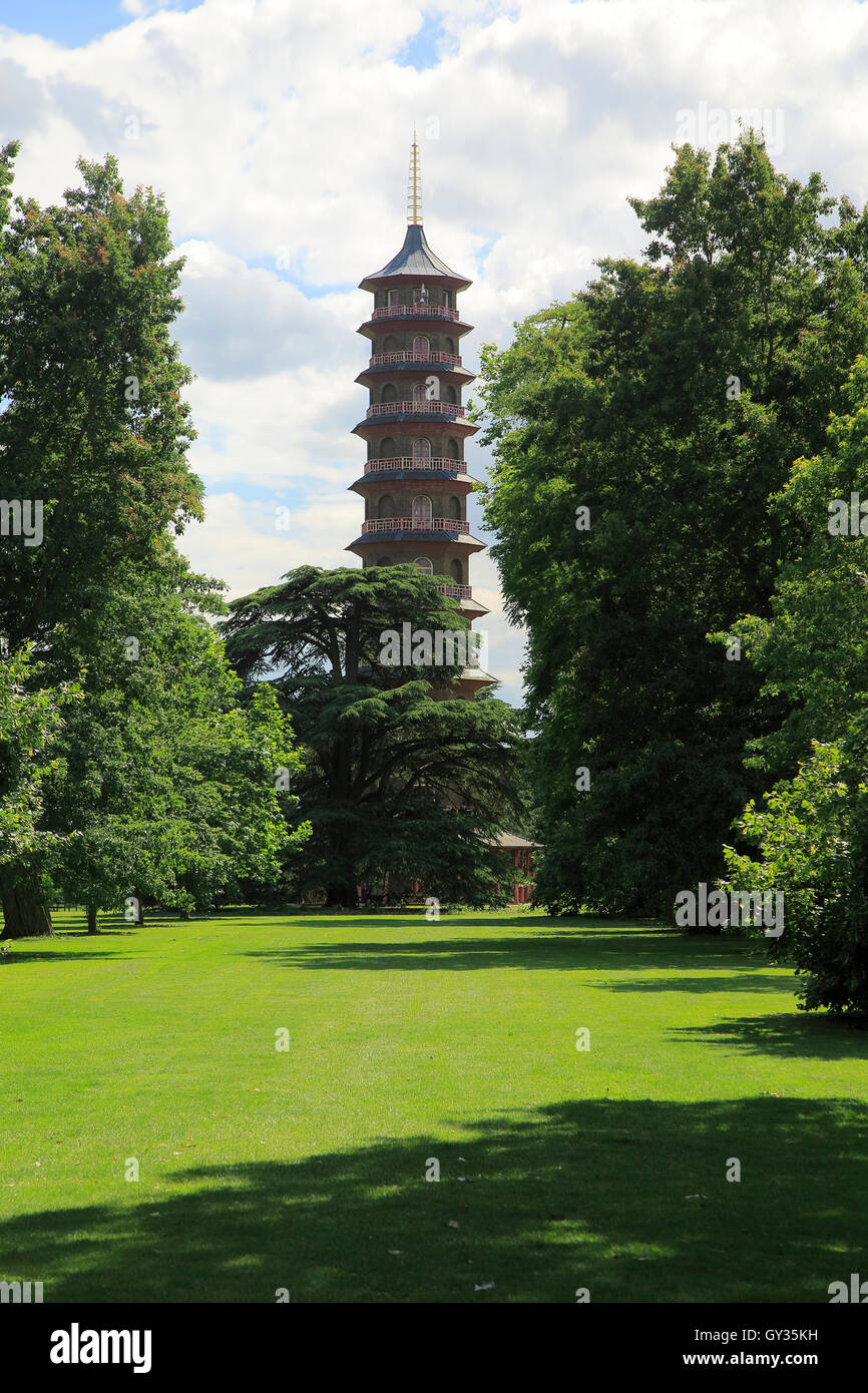 La Pagode Japansese Tower, Royal Botanic Gardens, Kew, Londres, Angleterre, Royaume-Uni Banque D'Images