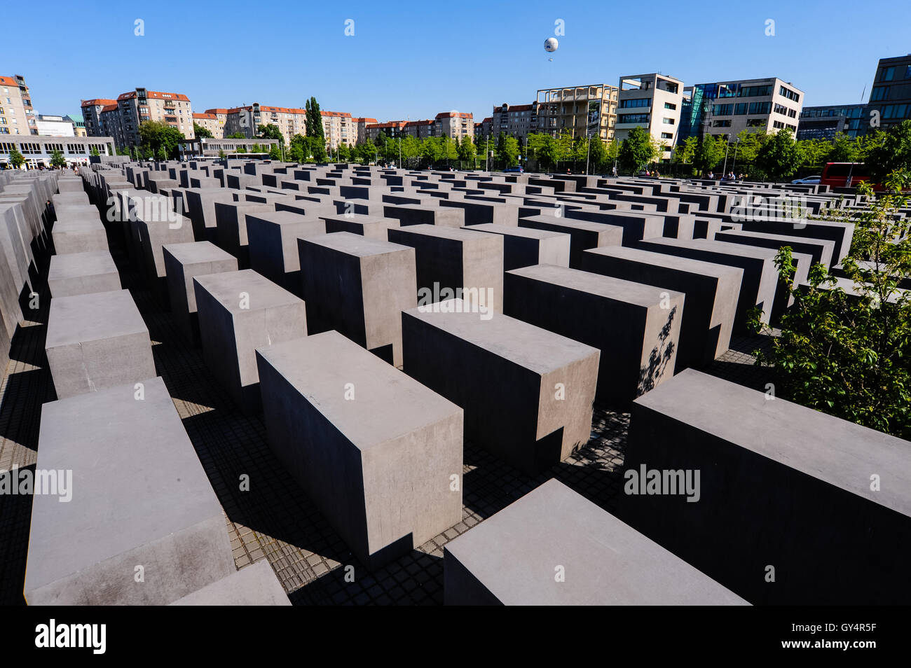 Berlin, Allemagne. Mémorial aux Juifs assassinés d'Europe, également connu sous le nom de Mémorial de l'Holocauste. Ouvert en 2005. Banque D'Images