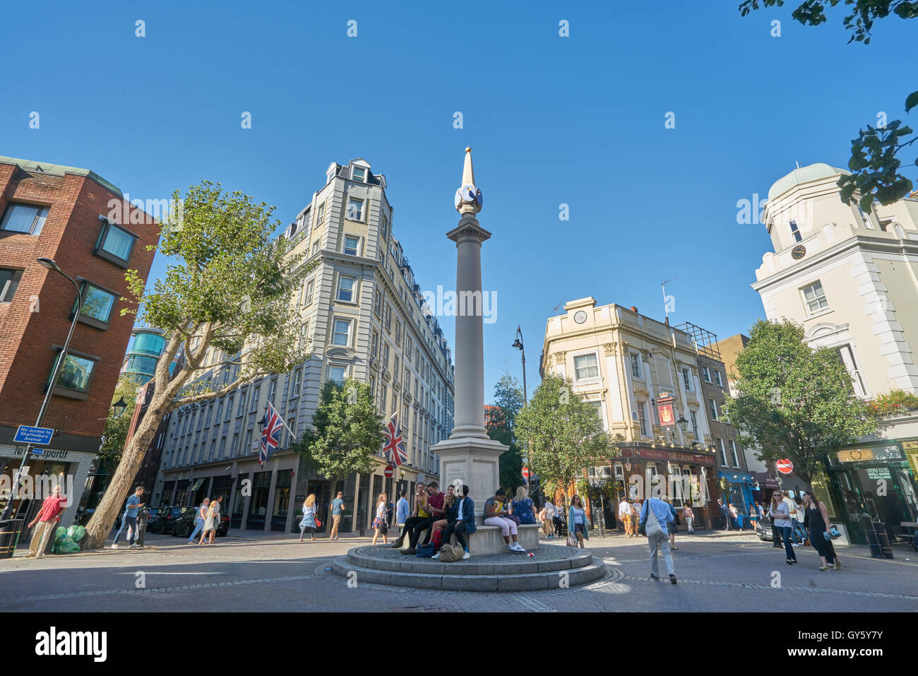 Seven Dials, Covent garden. La vie de la rue. Banque D'Images