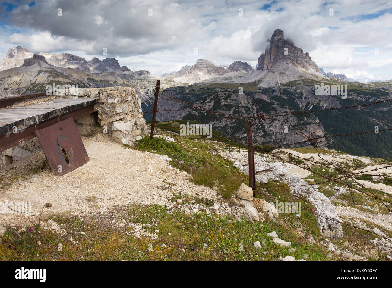 Tranchées de la première Guerre mondiale sur Monte Piana, les Dolomites. Alpes italiennes. Europe. Banque D'Images
