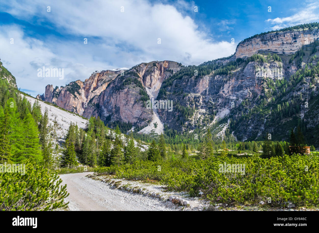 Beau paysage de montagnes dans les dolomites, de Fanes-Sennes-Prags, Italie Banque D'Images