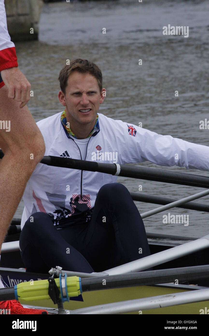 Matt Langridge de l'équipe d'aviron de l'équipe Go in Henley on Thames Banque D'Images