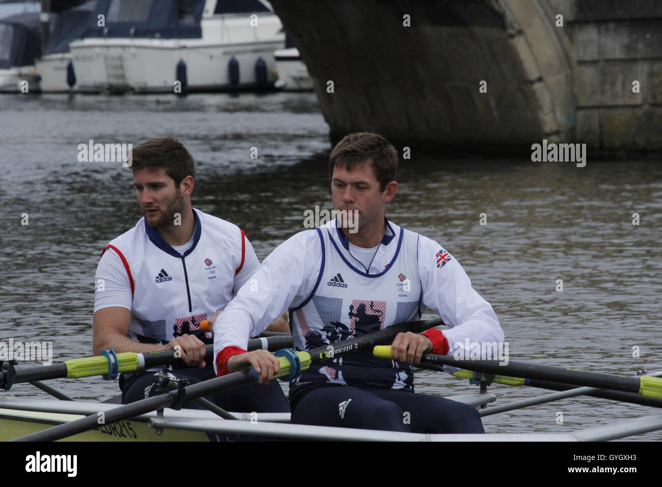 Phil Congdon et Jonathan "Jonny" Walton de l'équipe d'aviron de l'équipe Go Banque D'Images